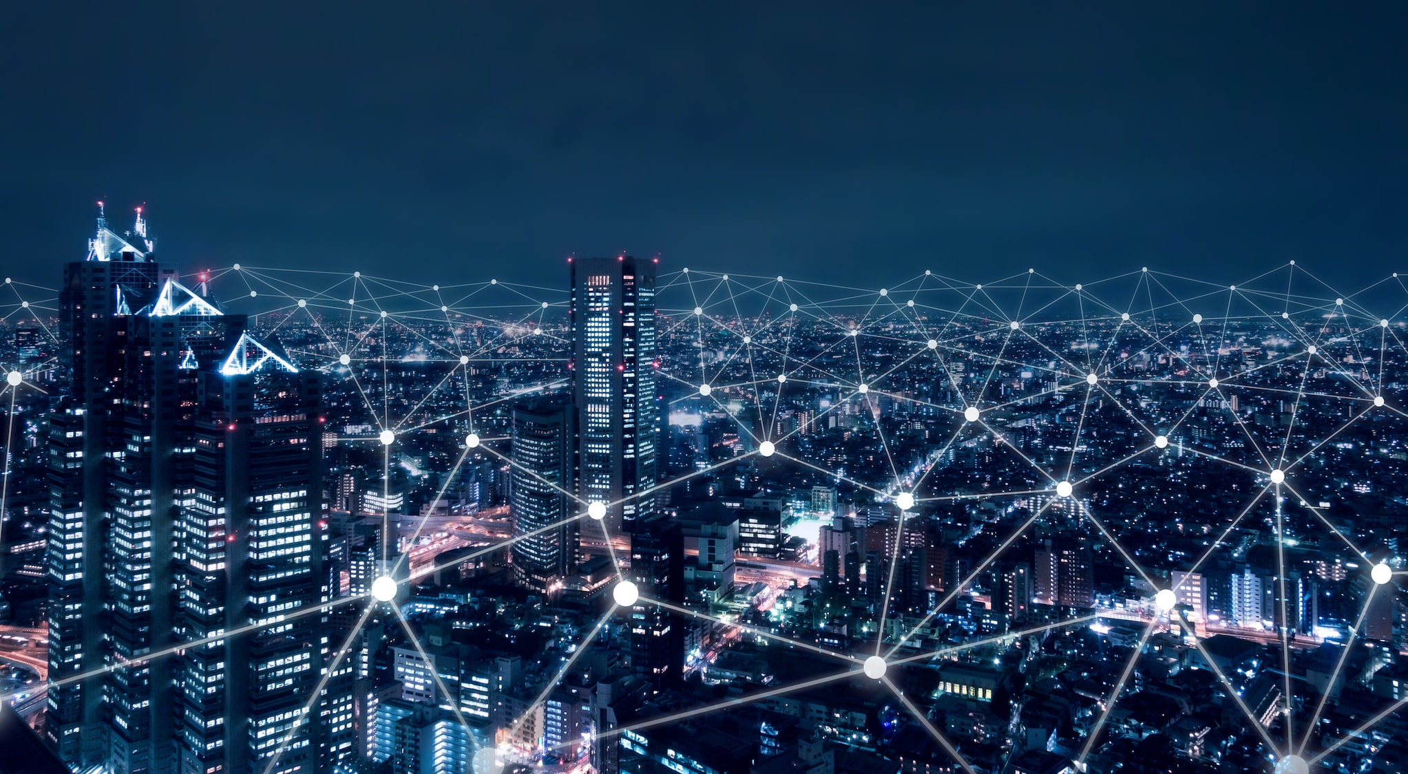 Telecommunication network above city, wireless mobile internet technology for smart grid or 5G LTE data connection, concept about IoT, global business, fintech, blockchain (Telecommunication network above city, wireless mobile internet technology for